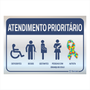 Placa de Sinalização "Atendimento Prioritário" em Alumínio